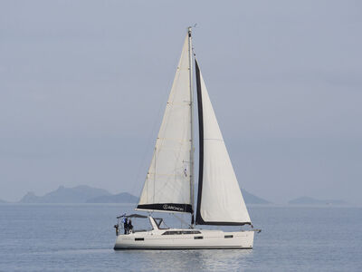 Oceanis 41.1 Tureis - zdjęcie