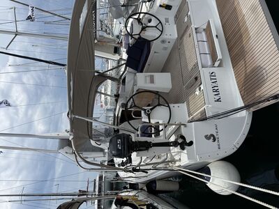 Oceanis 37 Karyatis - zdjęcie