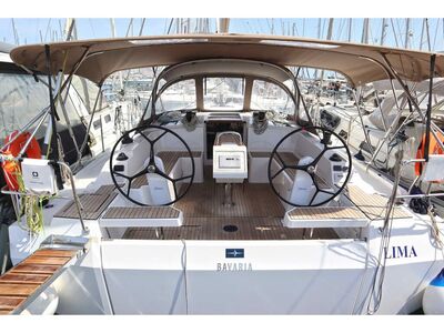 Bavaria C42 Lima - zdjęcie