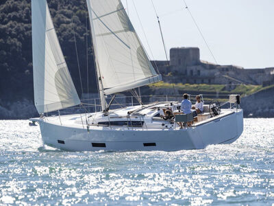Dufour 430 GL Akira - zdjęcie